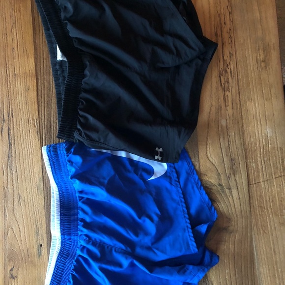 Clothes - Picture 4 of 4